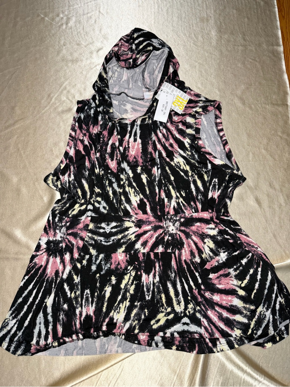 LuLaRoe Brittany Sleeveless Hoodie Tie-Dye Print Size 3XL NWT